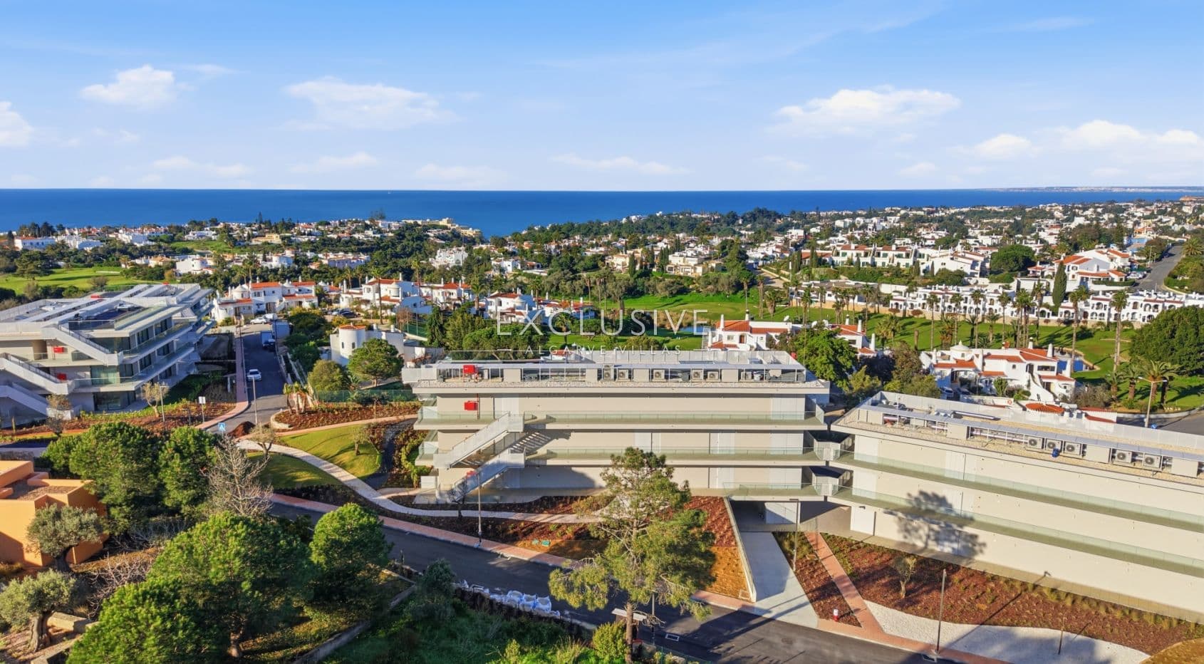 Fantastic 2 bedroom apartments, luxury resort, in Carvoeiro, Algarve-2