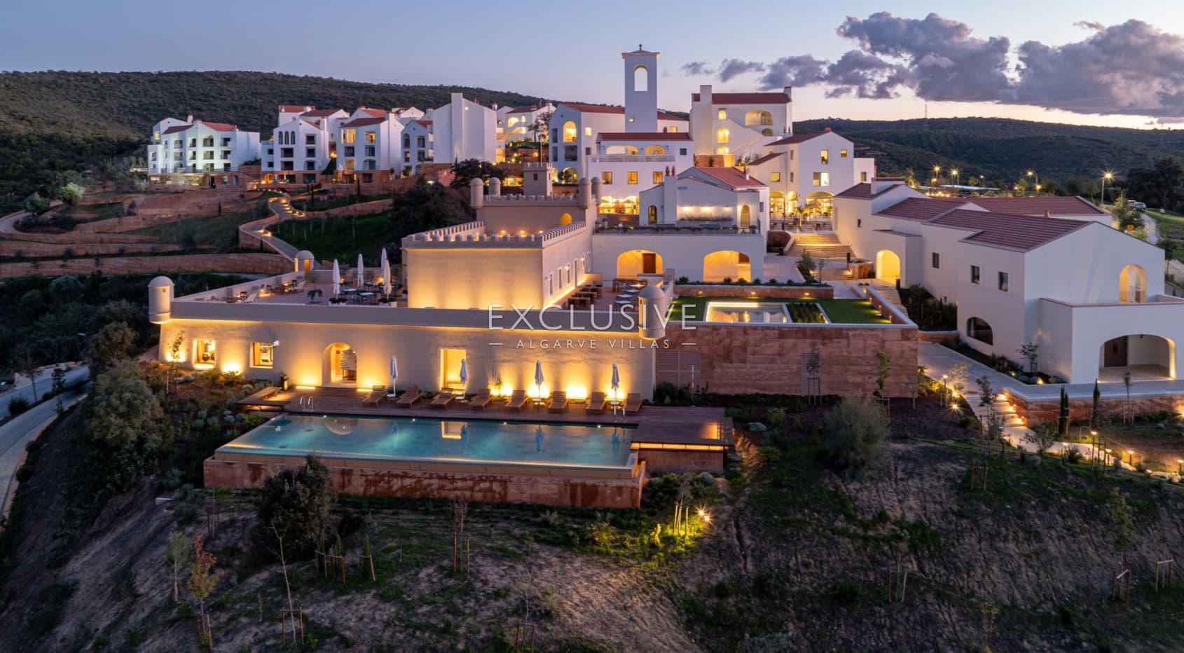 Luxury Serviced Golf Apartments Central Algarve-1