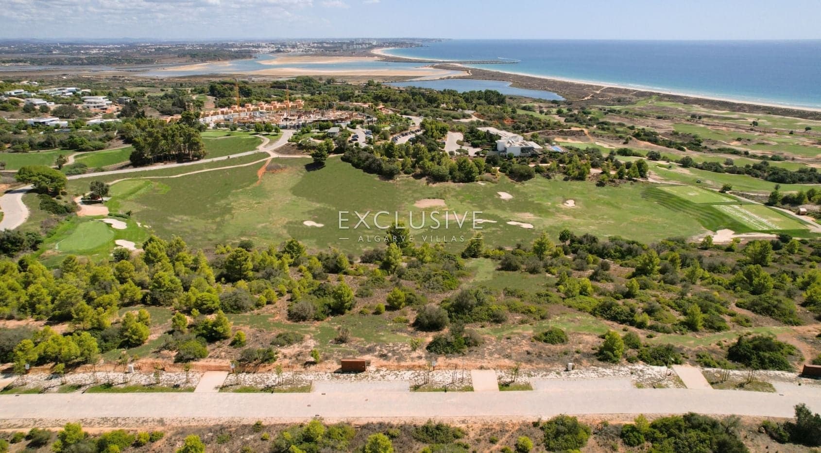in Lagos (Algarve), Palmares golf course, building plot for large villa with ocean view-1