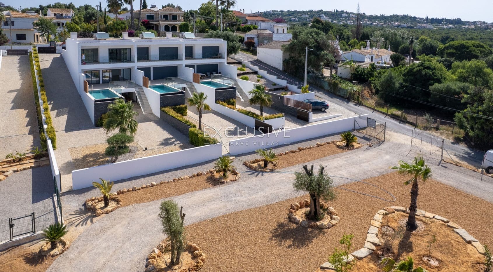 Minimalist Design, Maximum Comfort, New Build Villas in Prime Almancil Location, Algarve-2