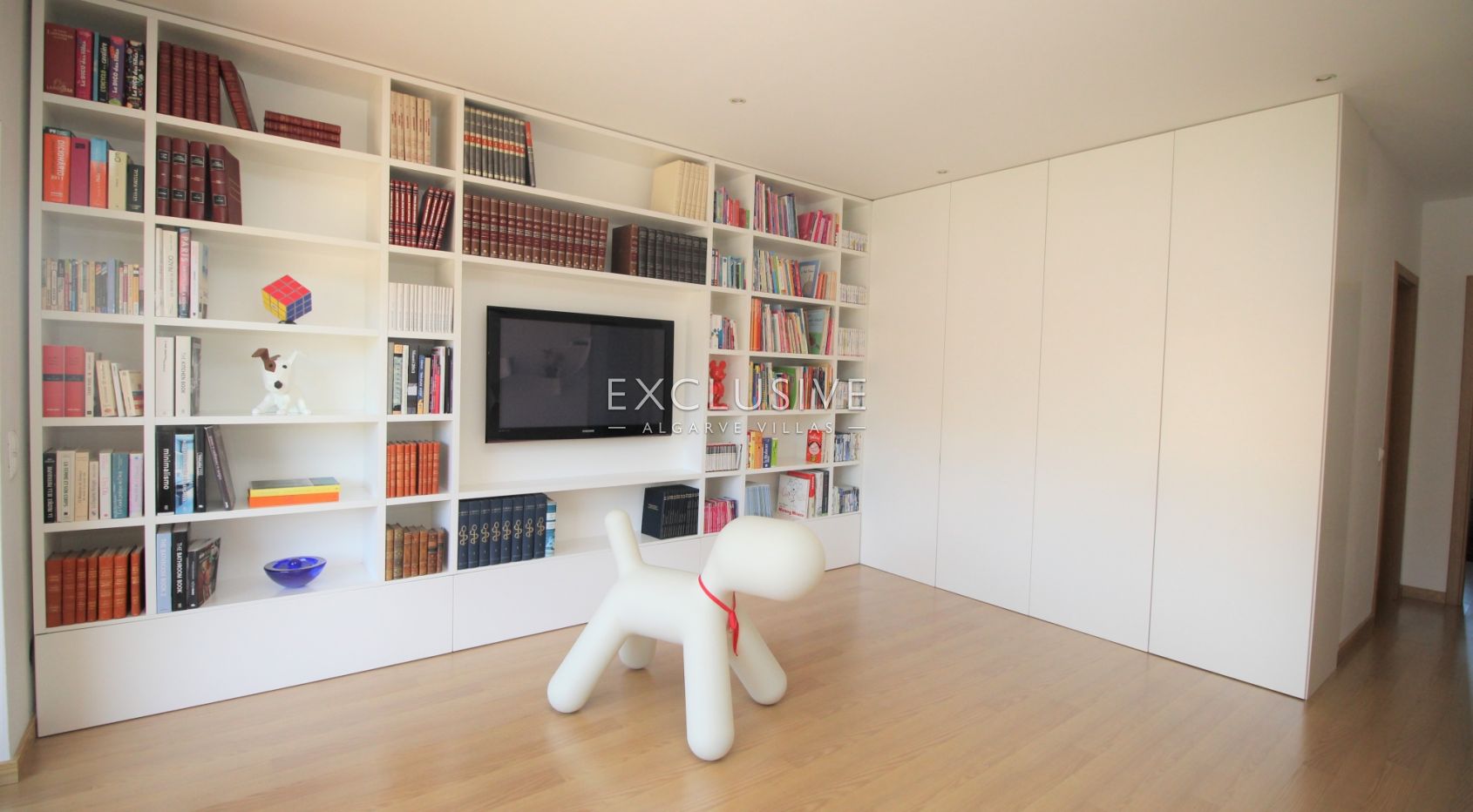 Spacious villa with very high quality interiors in Lagos Center