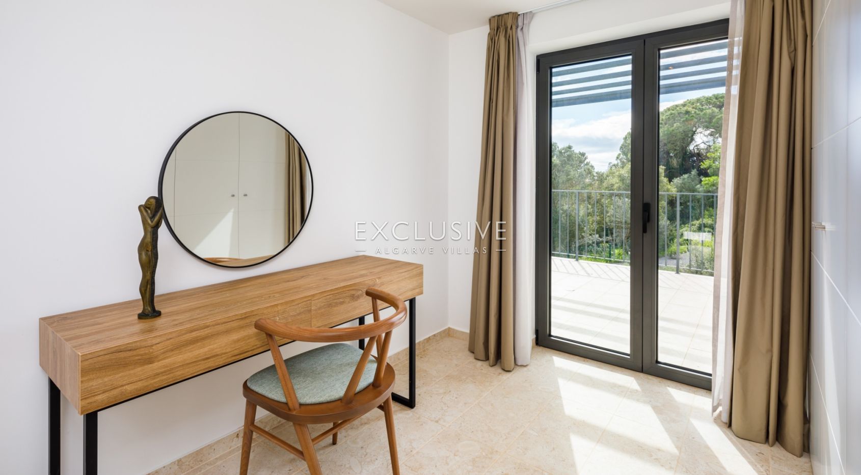 Brand new 5 bed villa near Carvoeiro beach