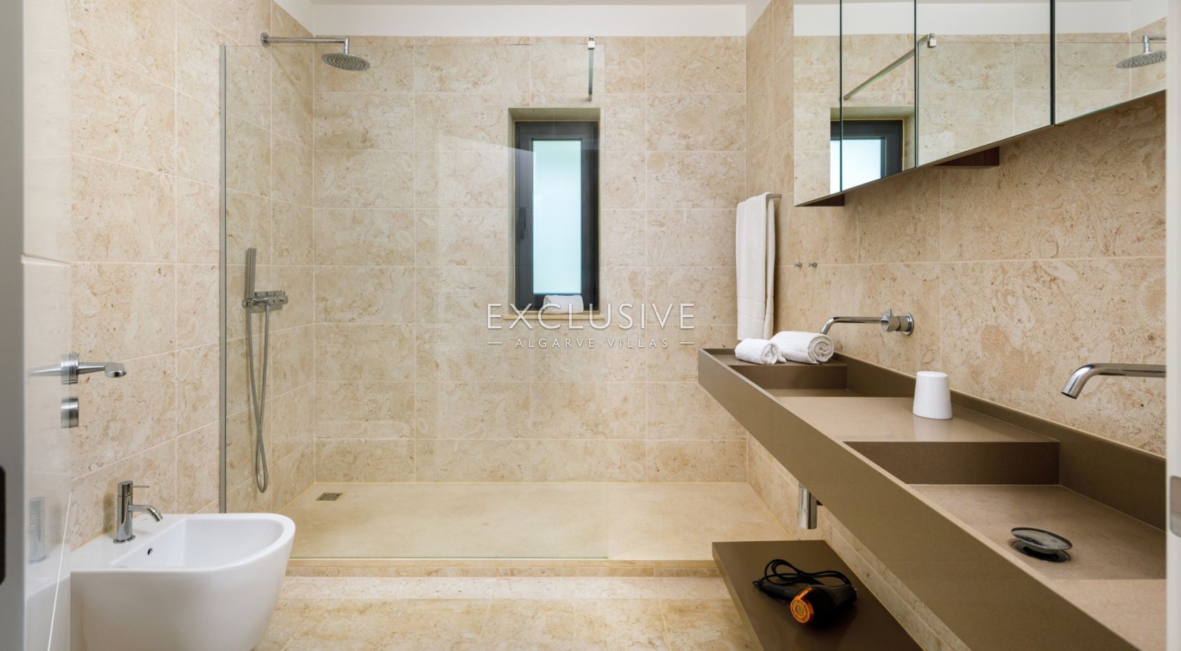 Brand new 5 bed villa near Carvoeiro beach