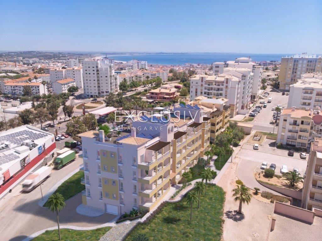 Modern 3 bedroom apartment, close to the beach, in Lagos, Algarve