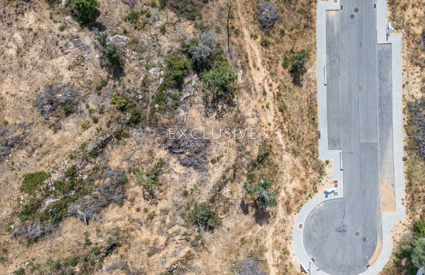 Plot in new urbanization by Presa da Moura, Carvoeiro