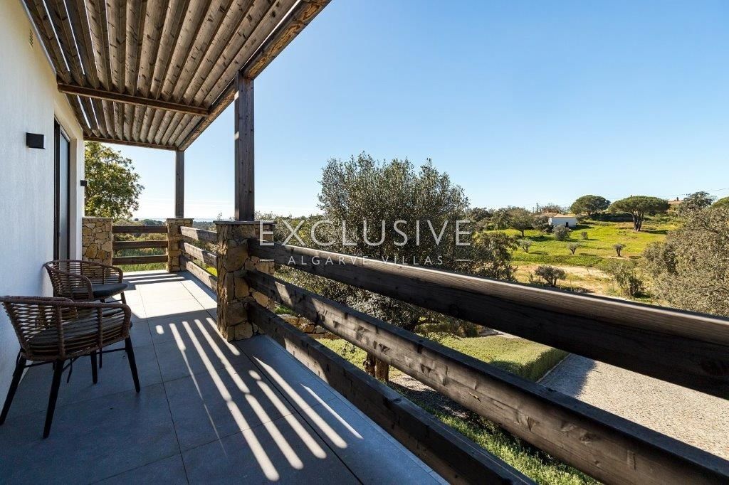 Package deal of 2 contemporary villas with equestrian centre in Central Algarve-Portugal