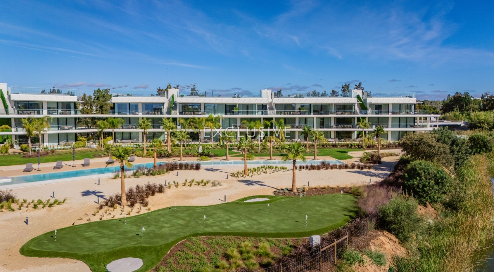Buy luxury 3 Bedroom contemporary penthouse in Vilamoura with golf and ocean views