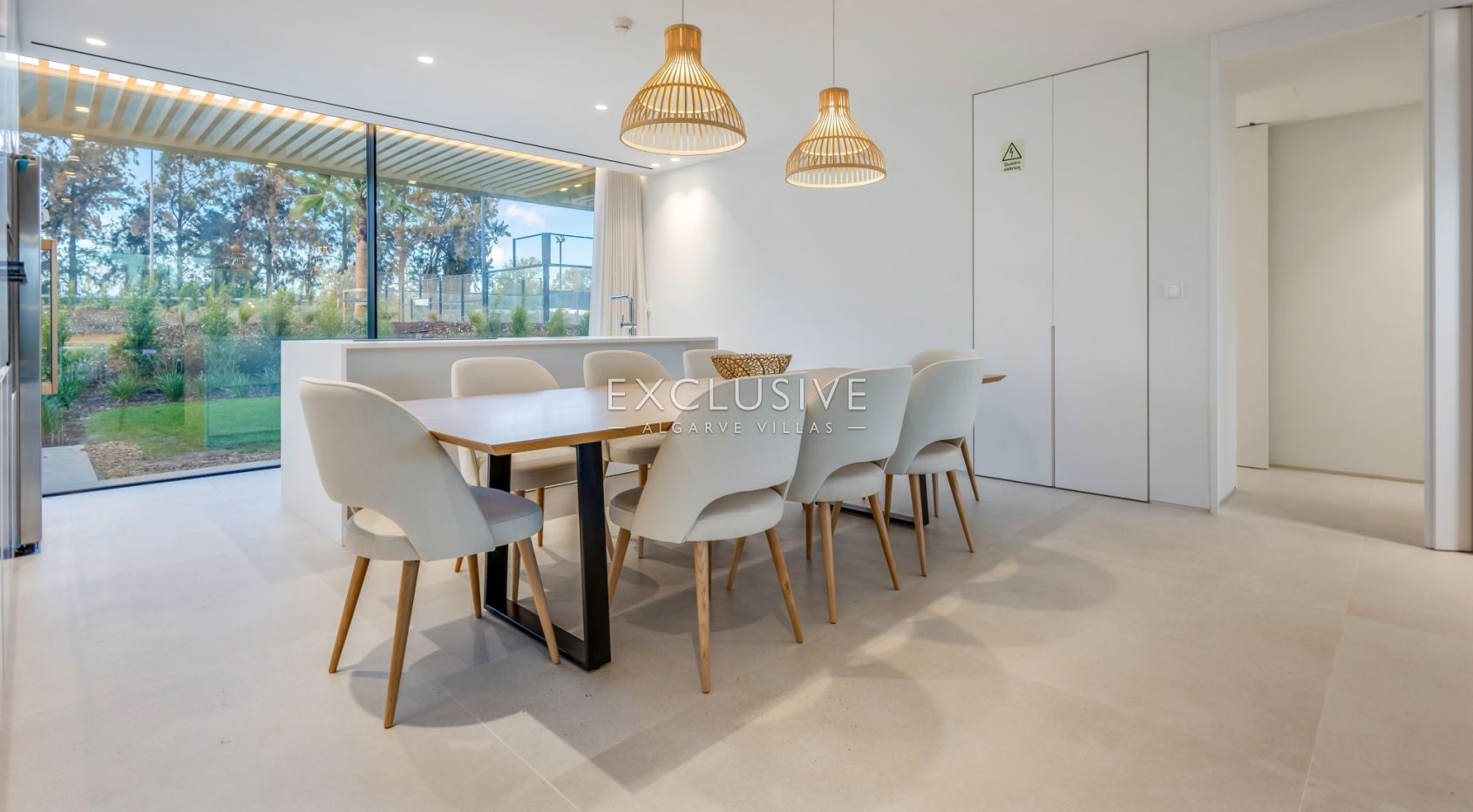 Buy luxury 3 Bedroom contemporary penthouse in Vilamoura with golf and ocean views