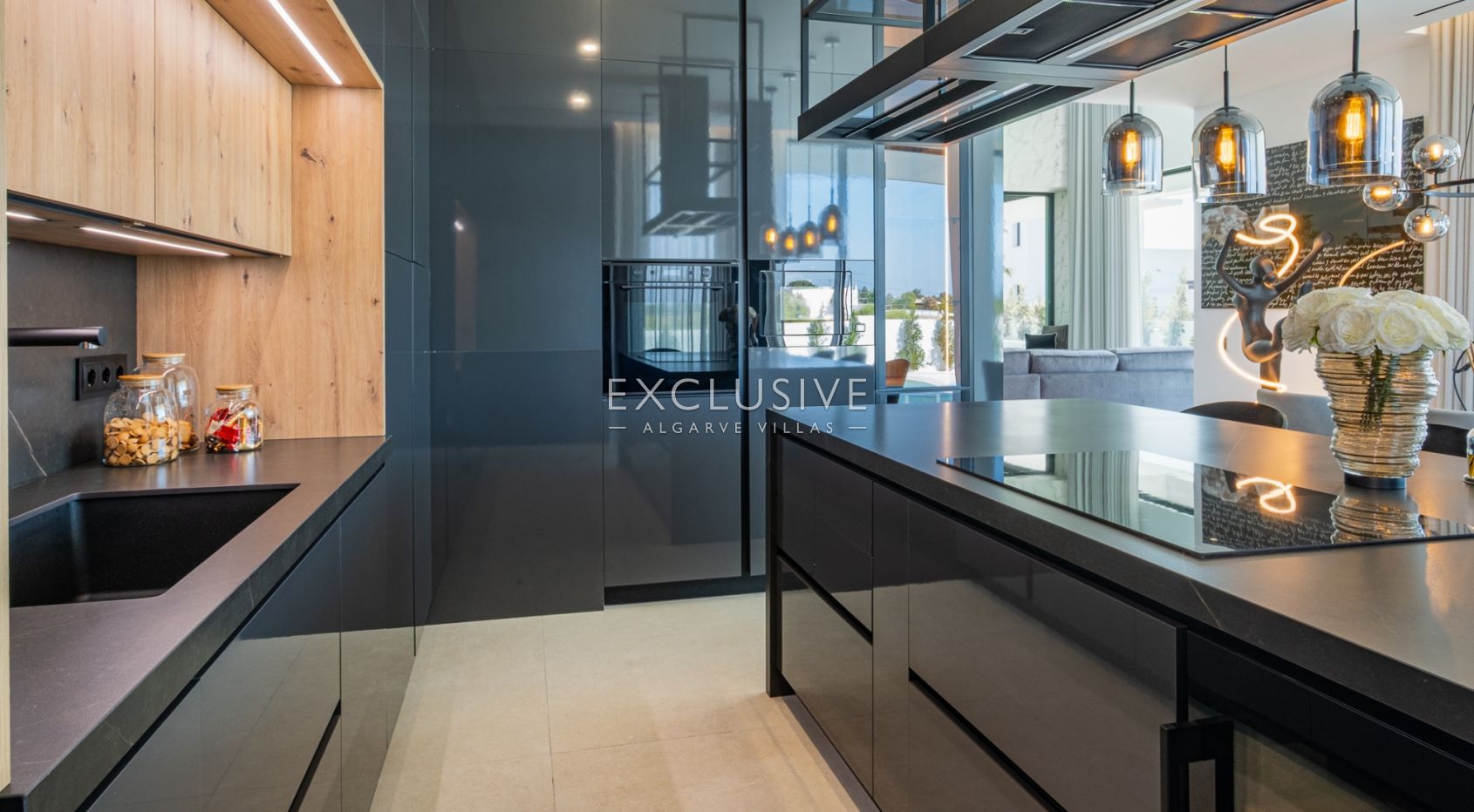 Modern Villa near Gale beach and Salgados Golf Algarve
