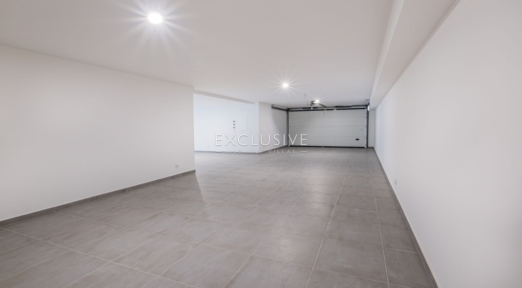 Modern Villa near Gale beach and Salgados Golf Algarve