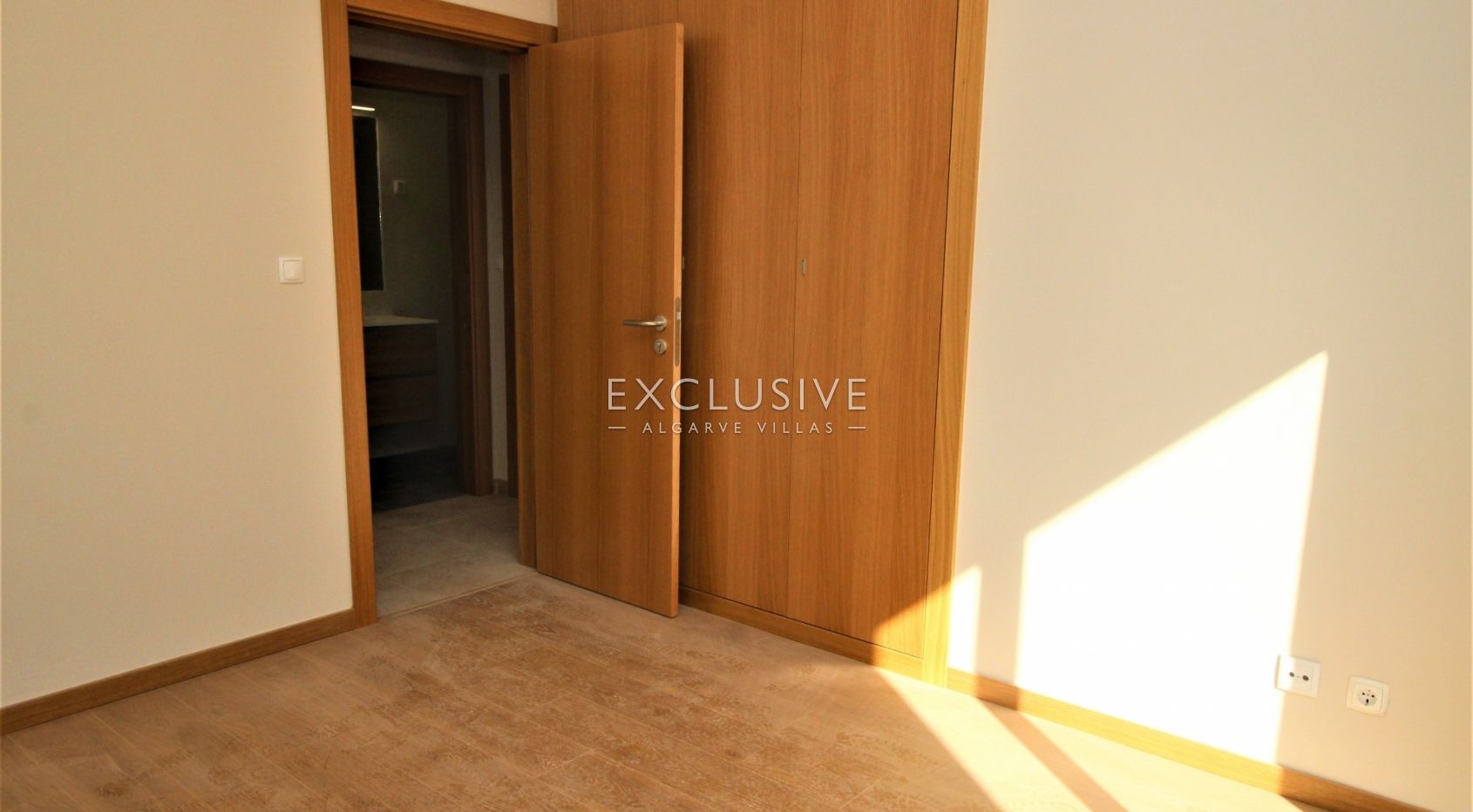 Modern 2 bedroom apartment close to the city center, in Lagos (Algarve)