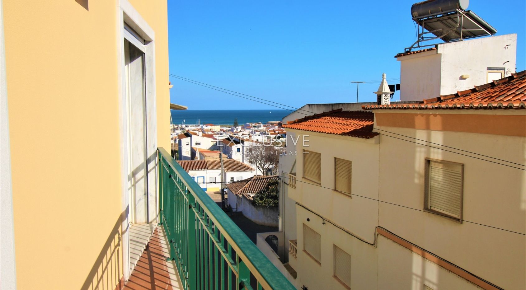 Modern 2 bedroom apartment close to the city center, in Lagos (Algarve)