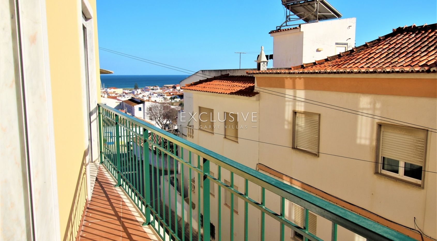 Modern 2 bedroom apartment close to the city center, in Lagos (Algarve)