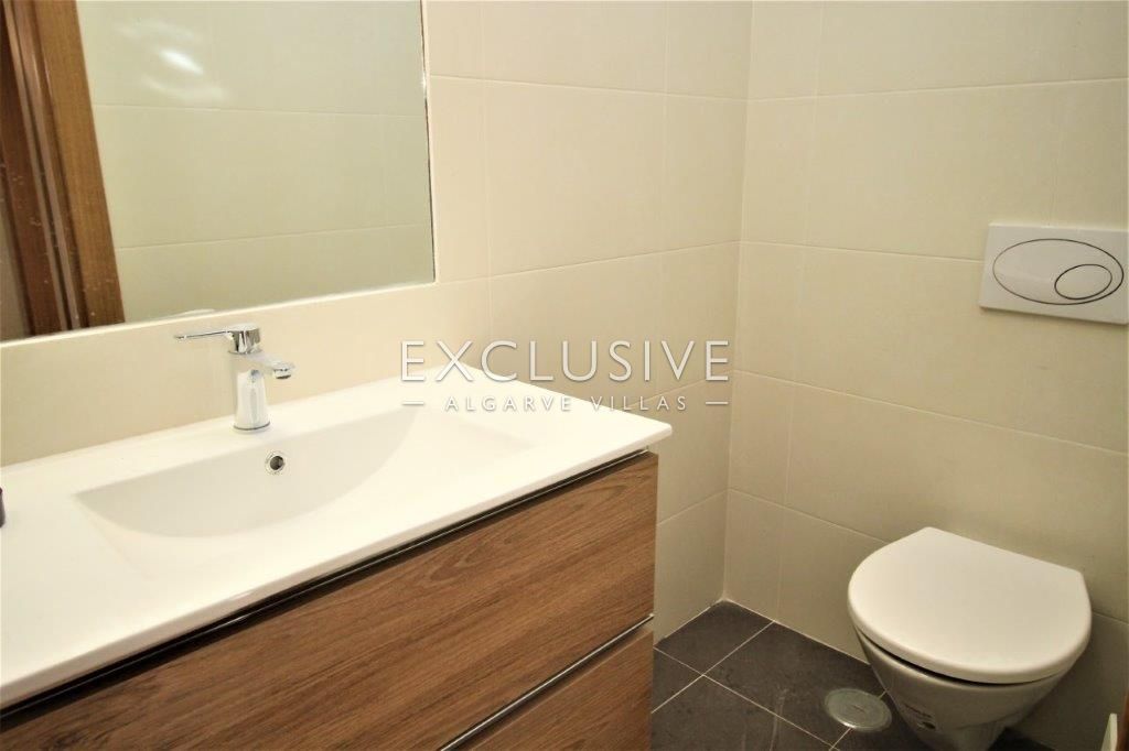 Modern 2 bedroom apartment close to the city center, in Lagos (Algarve)