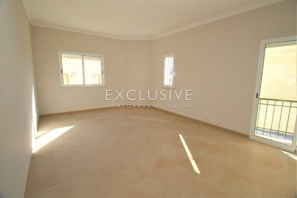 Modern 2 bedroom apartment close to the city center, in Lagos (Algarve)