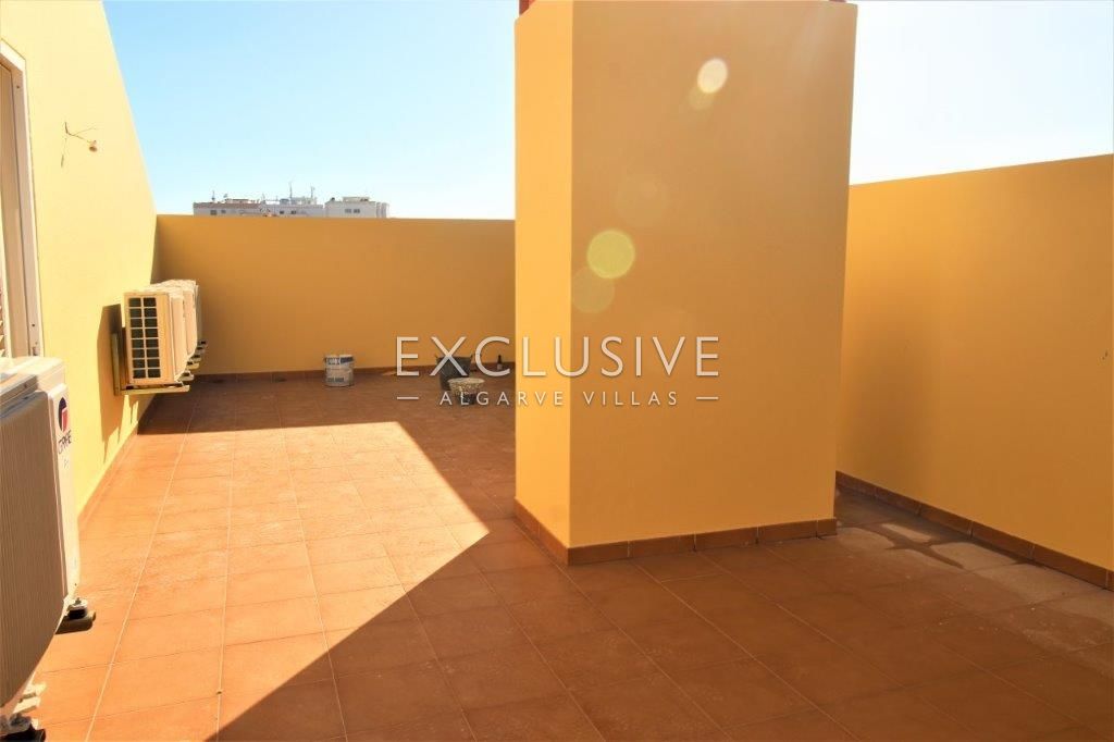 Modern 2 bedroom apartment close to the city center, in Lagos (Algarve)