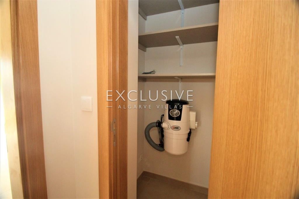 Modern 2 bedroom apartment close to the city center, in Lagos (Algarve)