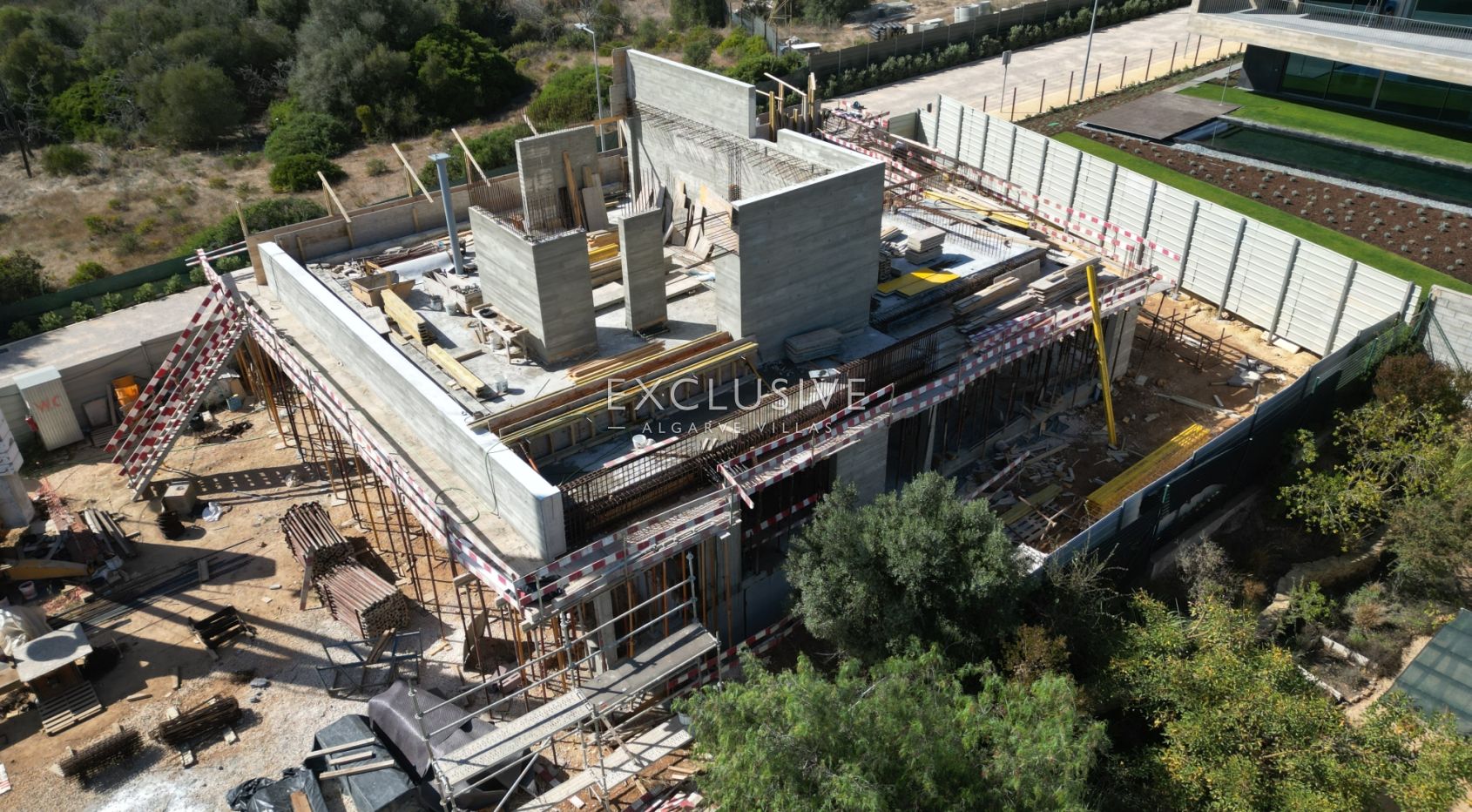 Exquisite Off-Plan modern design villa with sea views in Luz, Algarve