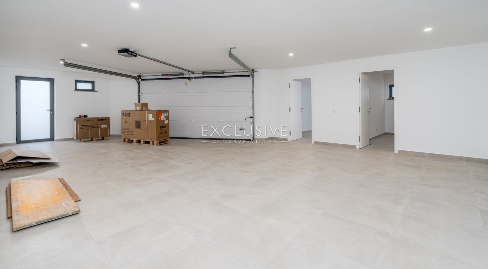 4 bedroom Modern Villa with stunning views in Lagos, Algarve