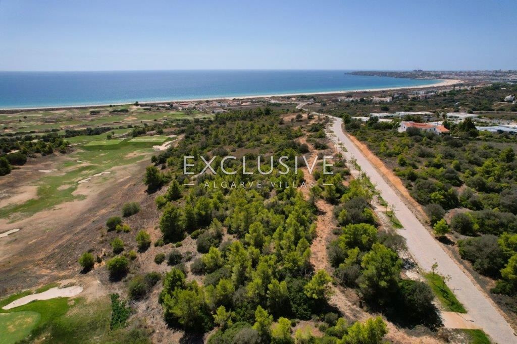 building plot with golf and ocean views on Palmares golf resort, Lagos, West Algarve