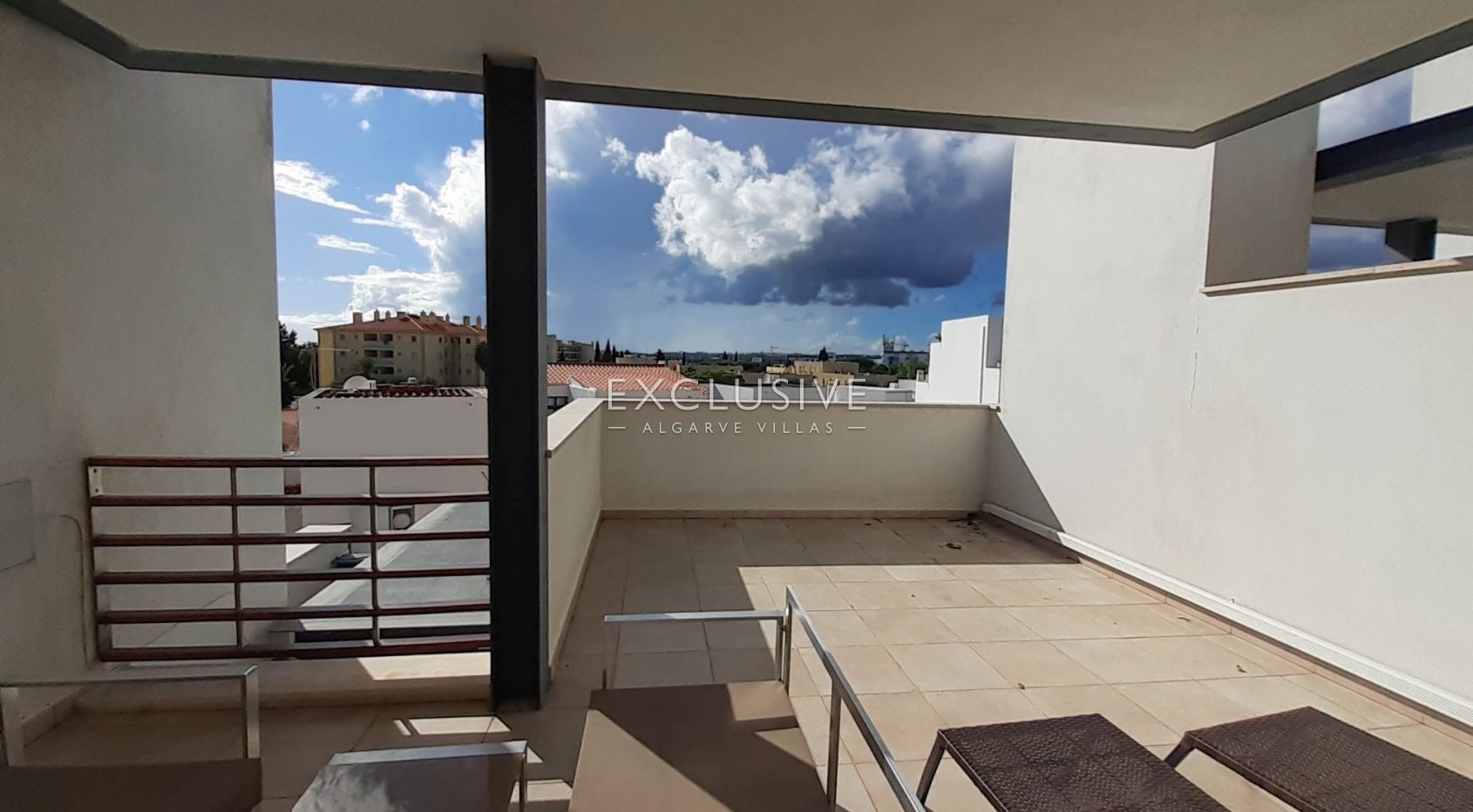 Spacious attached villa in Vilamoura