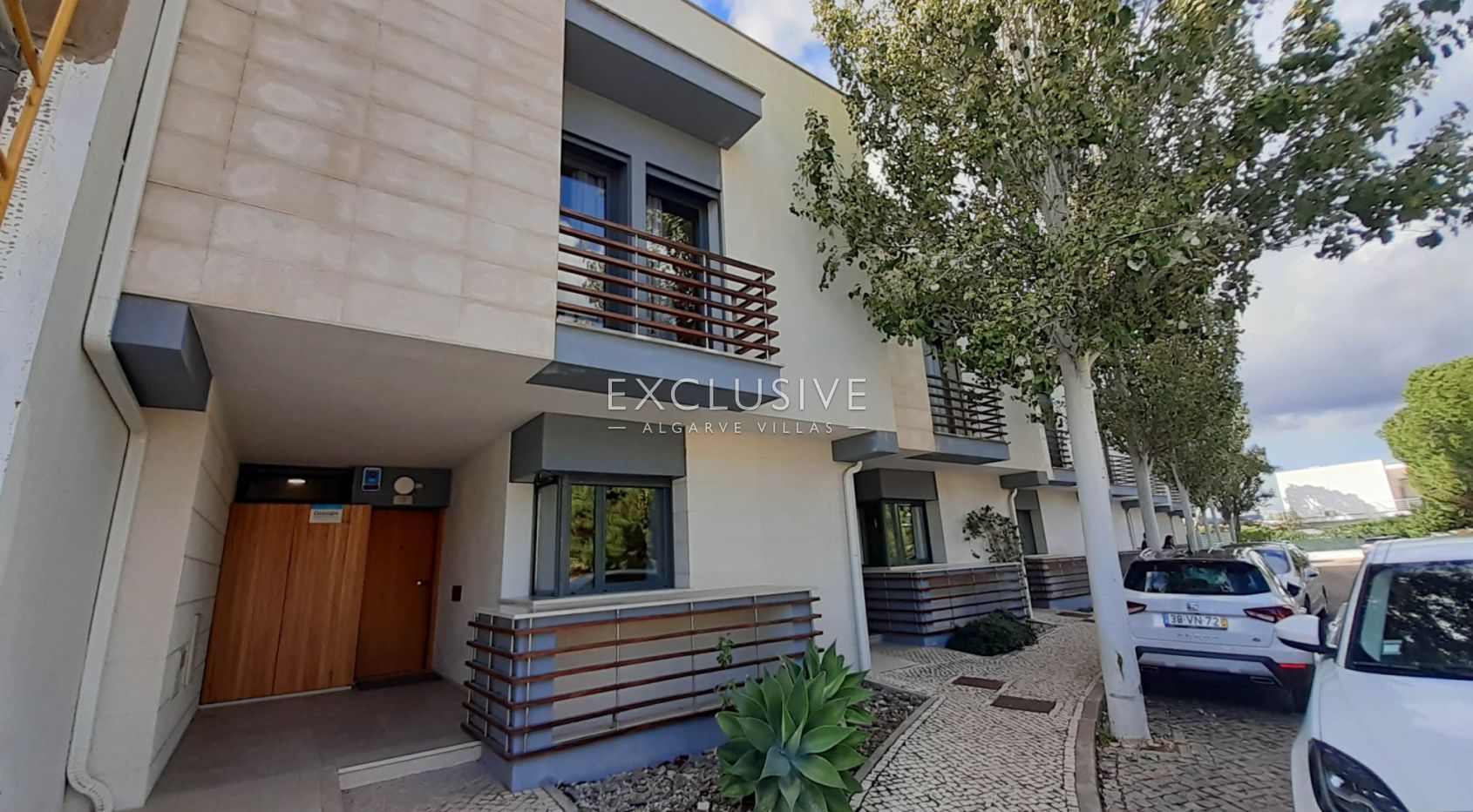 Spacious attached villa in Vilamoura