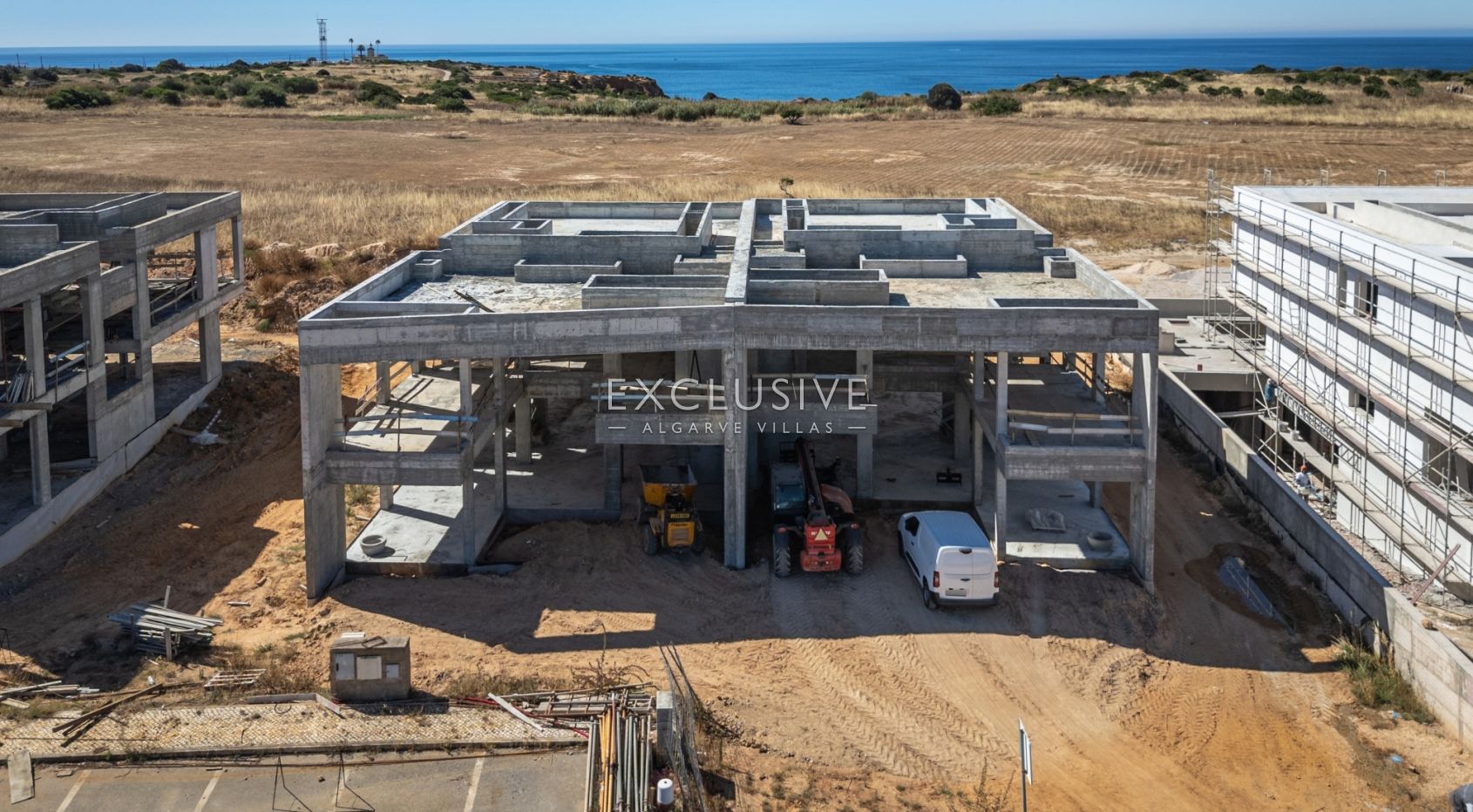 Luxurious Modern Villas in Prime Lagos Location with Stunning Sea Views