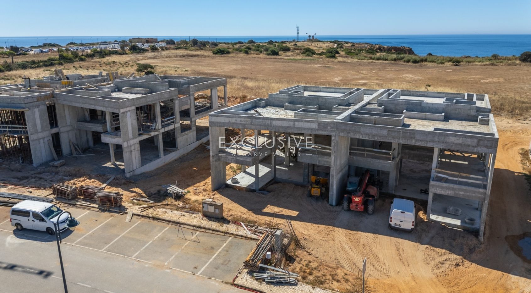 Luxurious Modern Villas in Prime Lagos Location with Stunning Sea Views