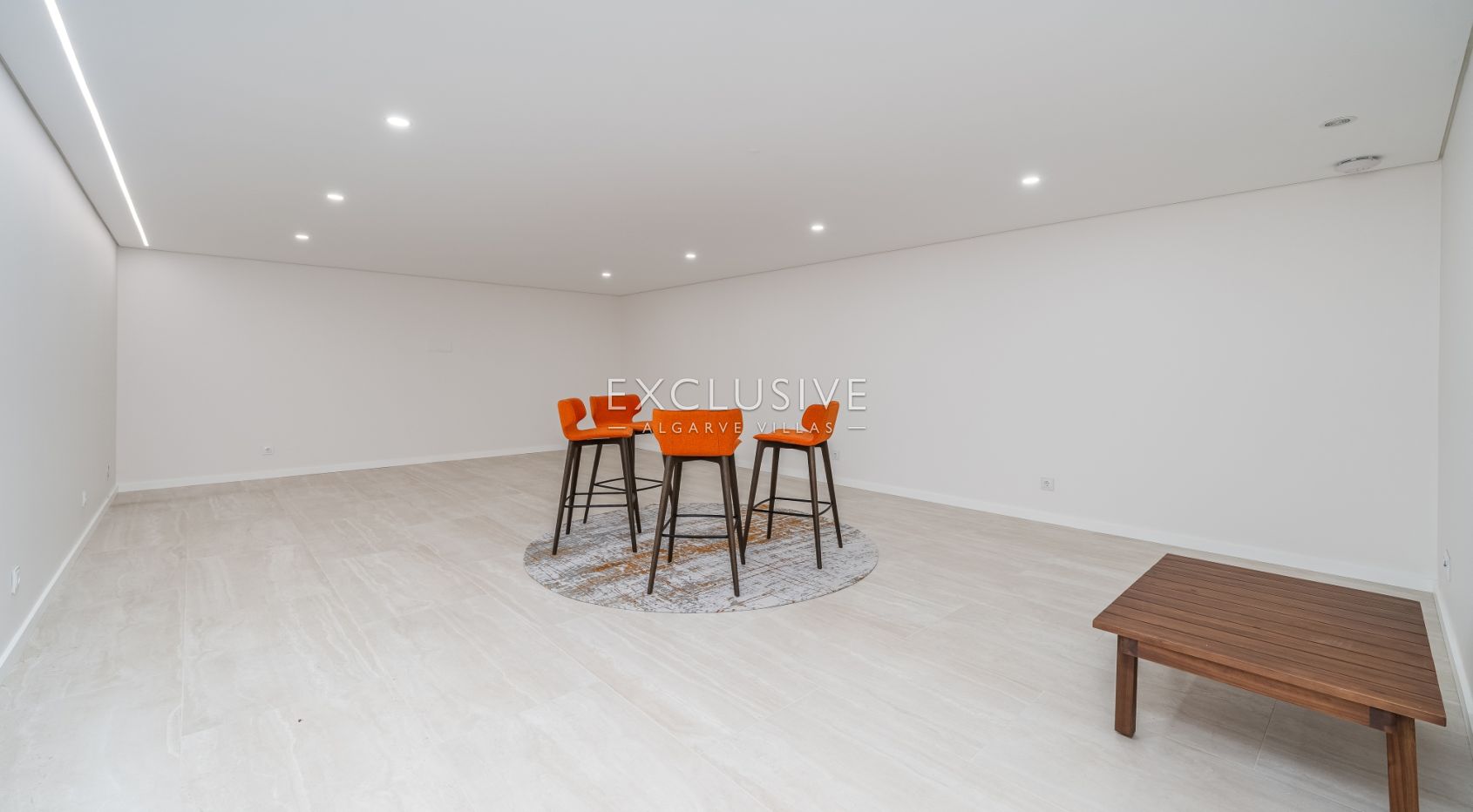 Buy 4 bedroom contemporary villa with golf and ocean views on Palmares golf course Lagos Algarve