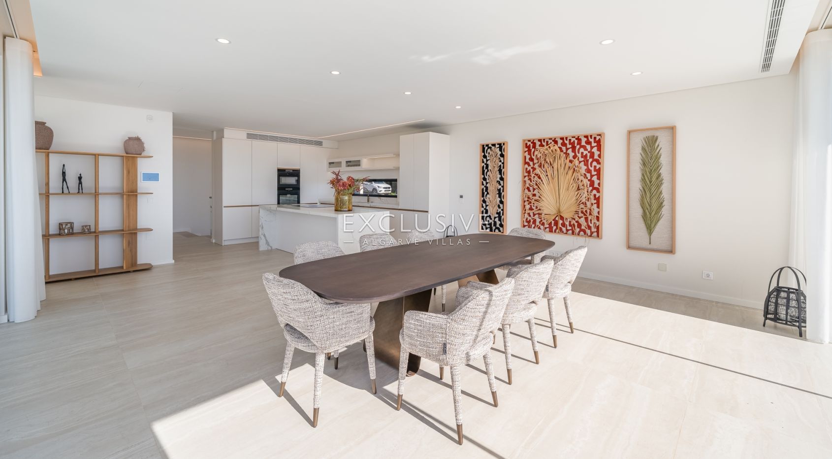 Buy 4 bedroom contemporary villa with golf and ocean views on Palmares golf course Lagos Algarve