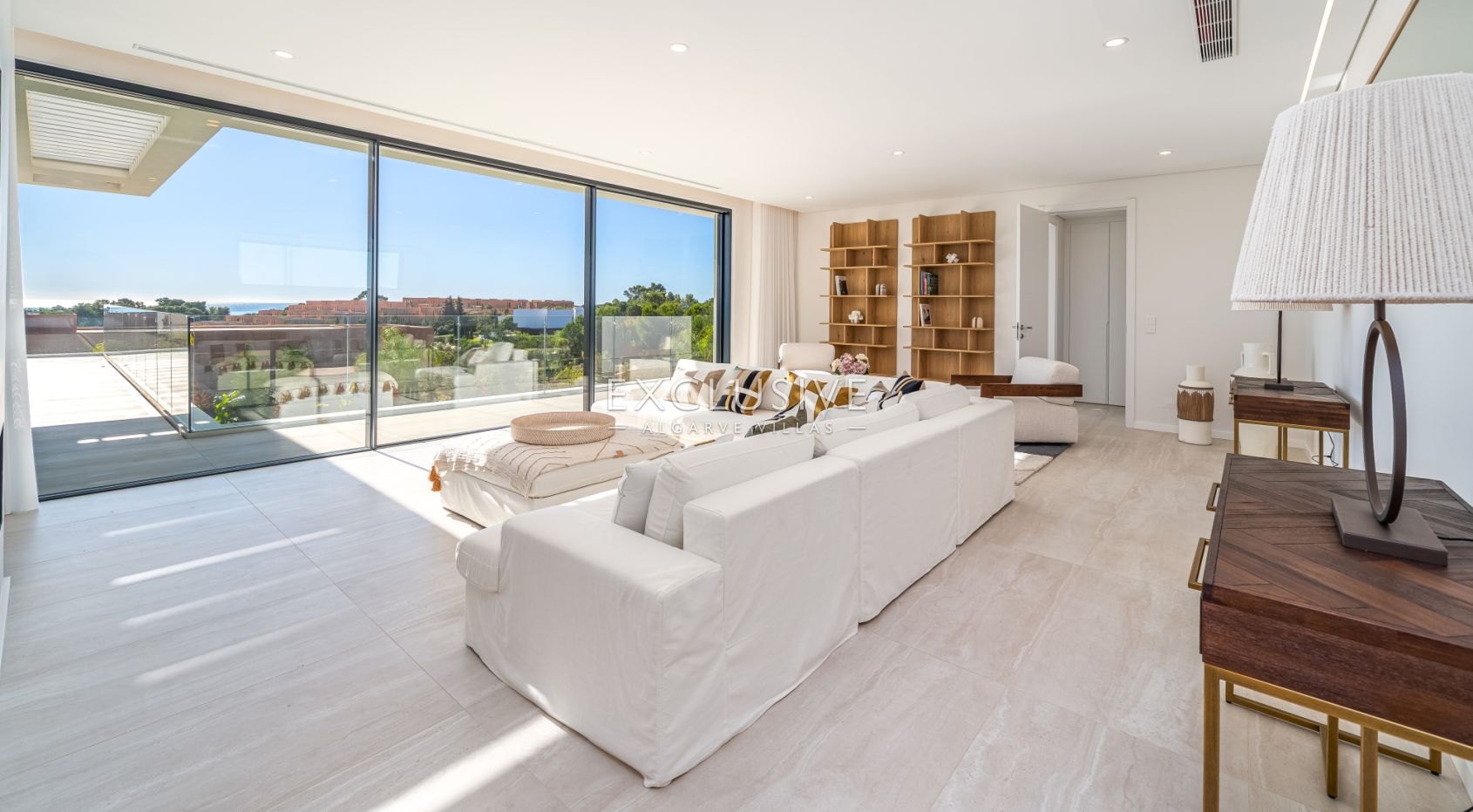 Buy 4 bedroom contemporary villa with golf and ocean views on Palmares golf course Lagos Algarve