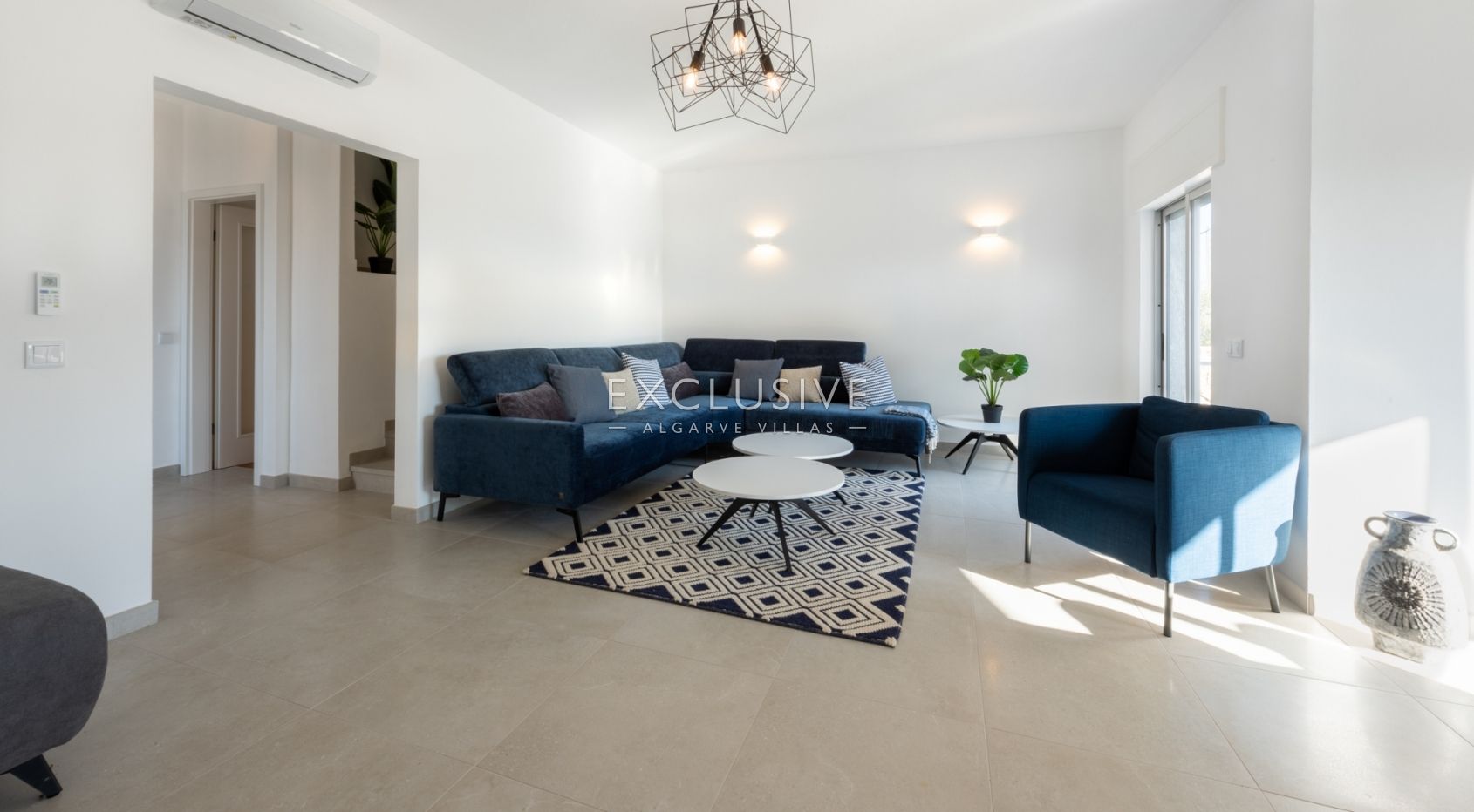 Newly refurbished five bedroom villa Fonte Santa, Golden Triangle, Algarve