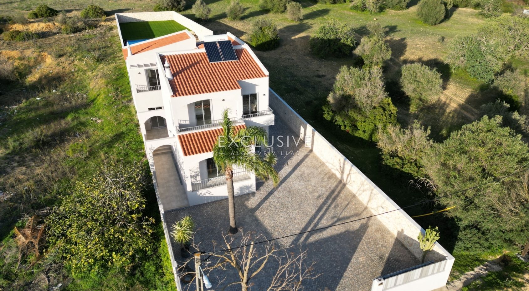 Newly refurbished five bedroom villa Fonte Santa, Golden Triangle, Algarve