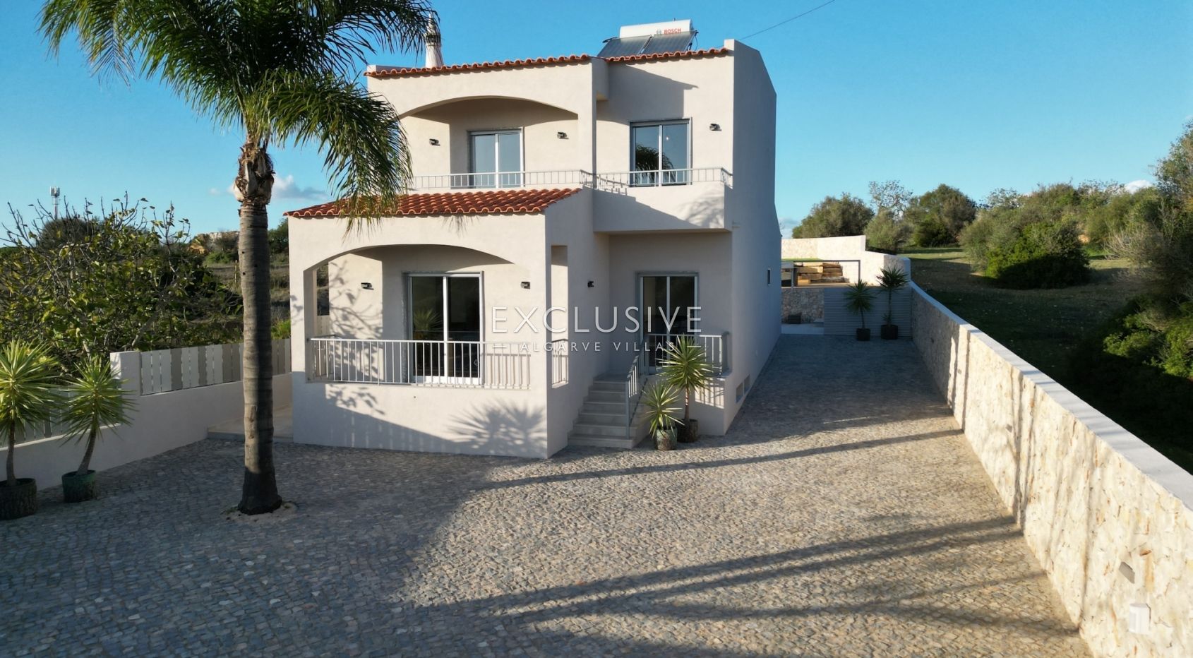 Newly refurbished five bedroom villa Fonte Santa, Golden Triangle, Algarve