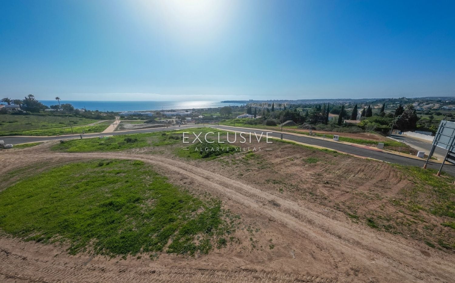 Large building plots with open sea views in Lagos, Algarve