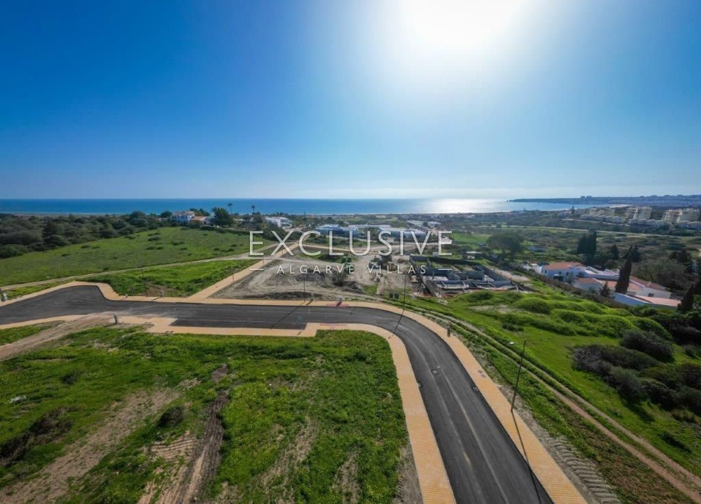 Large building plots with open sea views in Lagos, Algarve