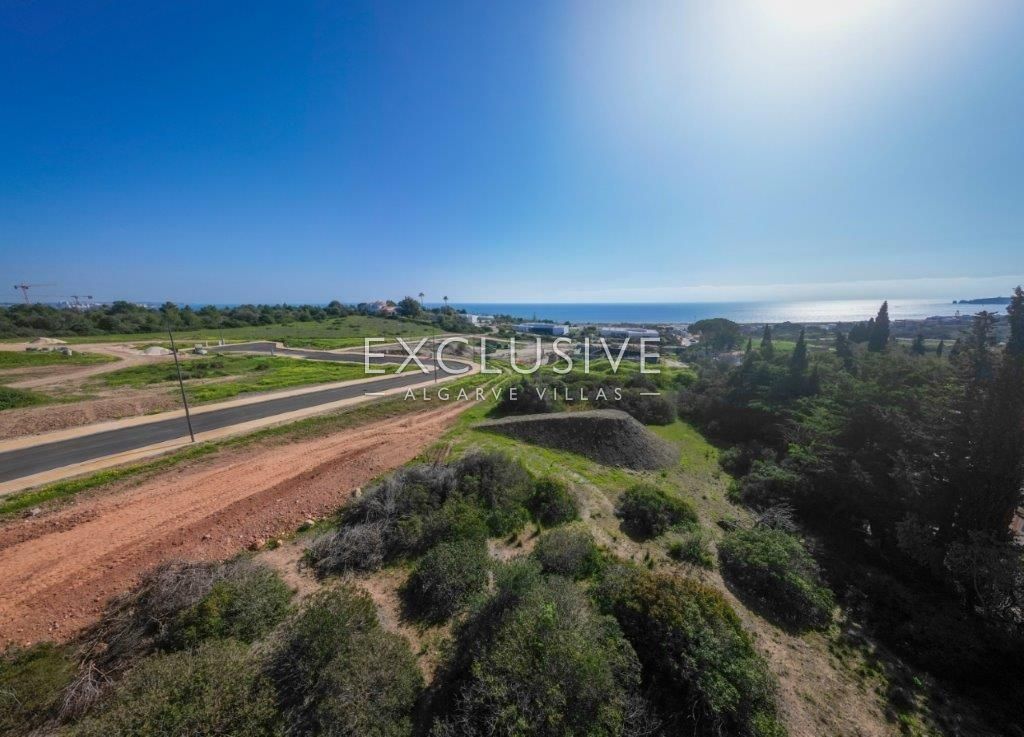 Large private building plots with stunning sea views in Lagos, Algarve