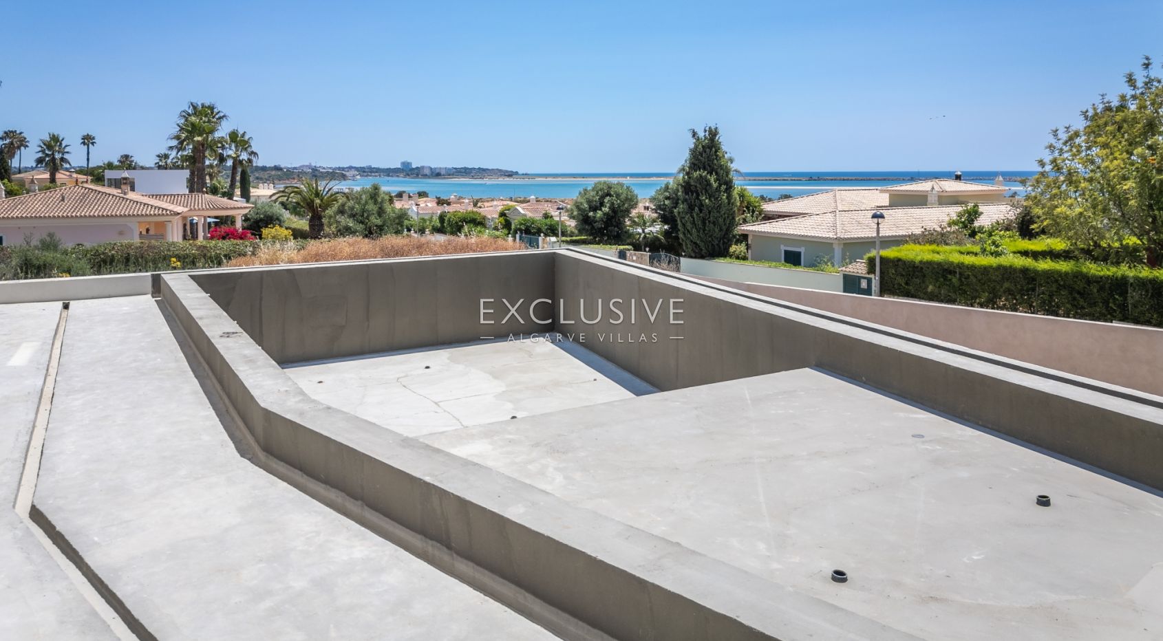 Contemporary luxury Mediterranean villa with stunning sea views in Lagos, Algarve