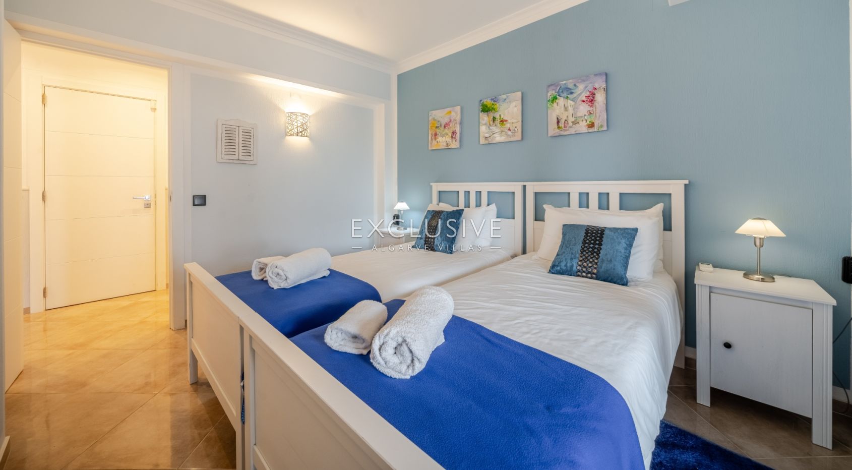 Charming four bedroom villa with sea view in Albufeira, Algarve