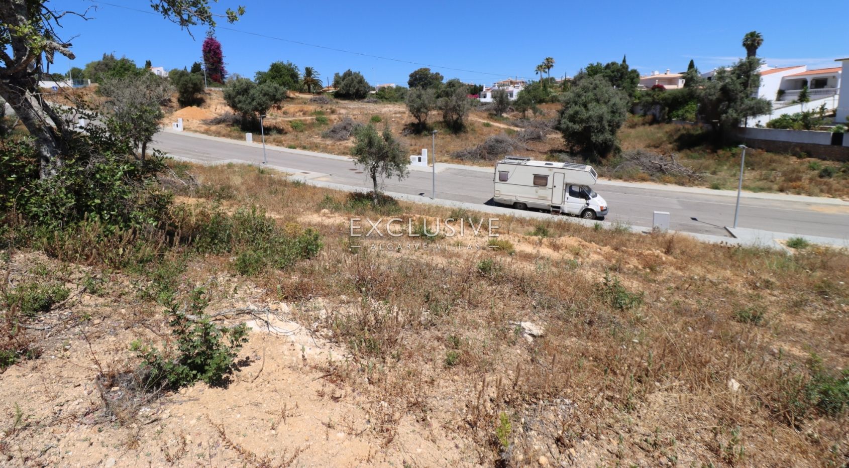 Urban plot for construction of villa near Presa da Moura, Carvoeiro