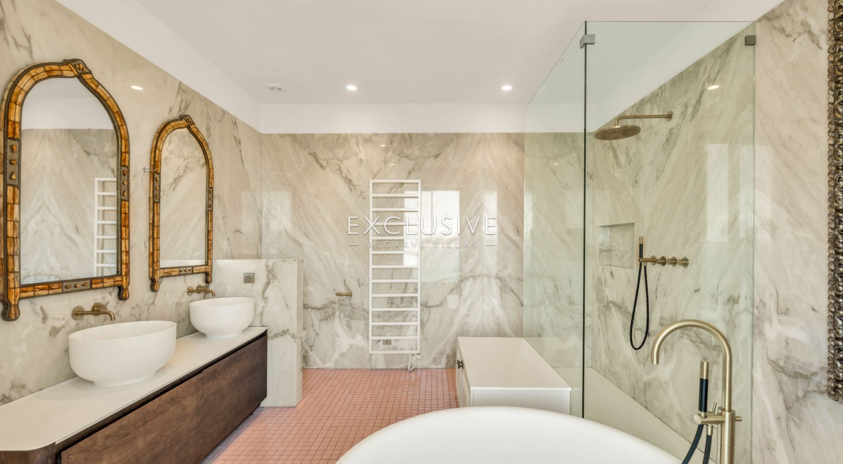 Ocean front 8 bed villa with private island in Lagos, Algarve, Portugal
