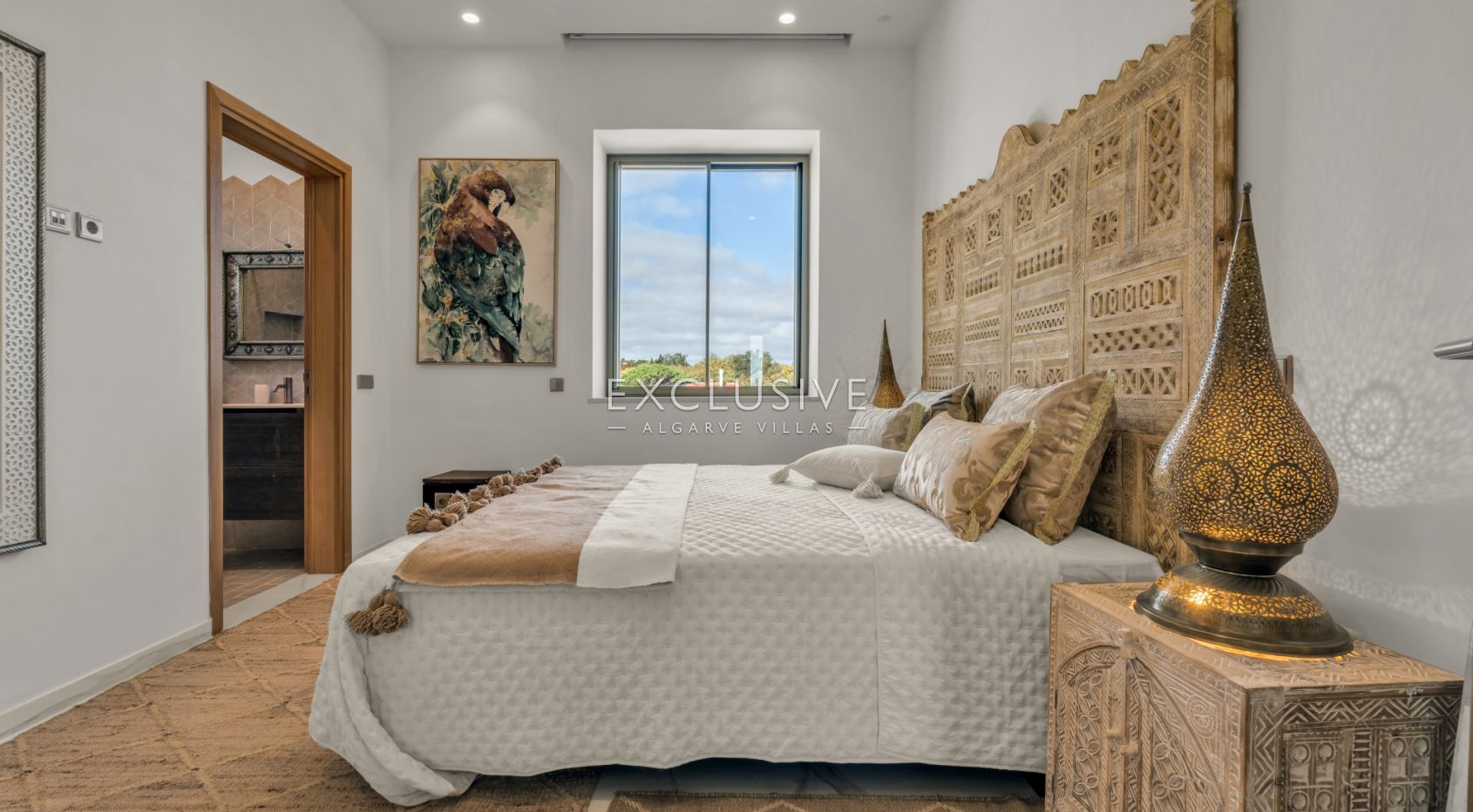 Ocean front 8 bed villa with private island in Lagos, Algarve, Portugal