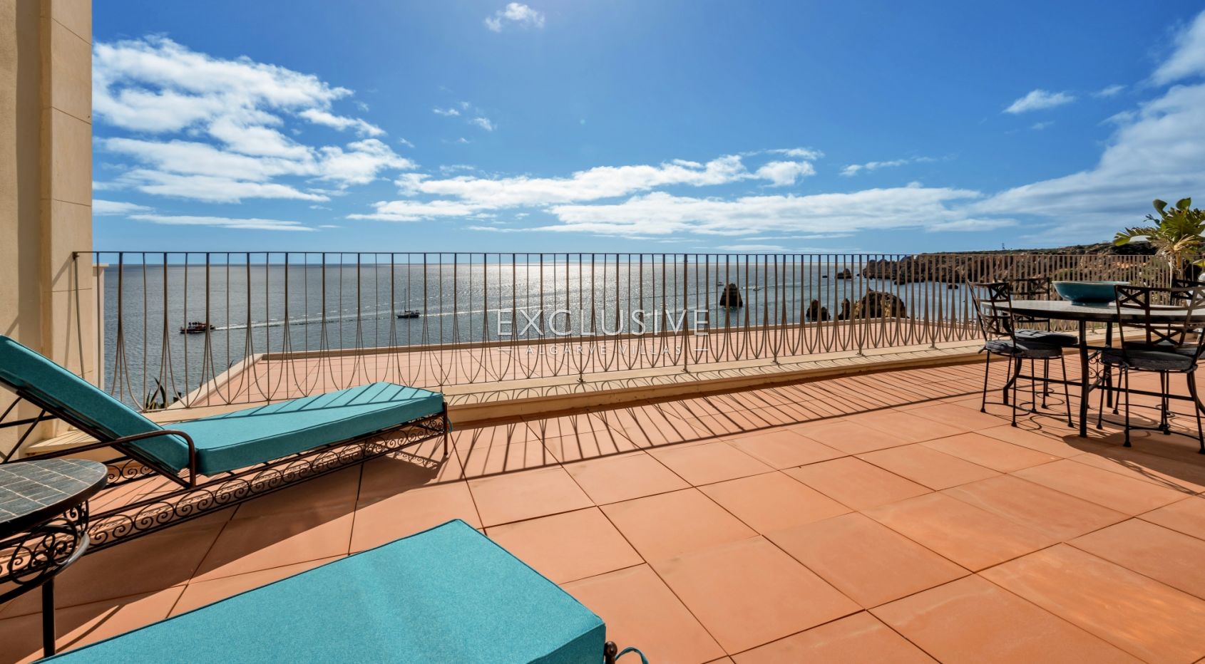 Ocean front 8 bed villa with private island in Lagos, Algarve, Portugal
