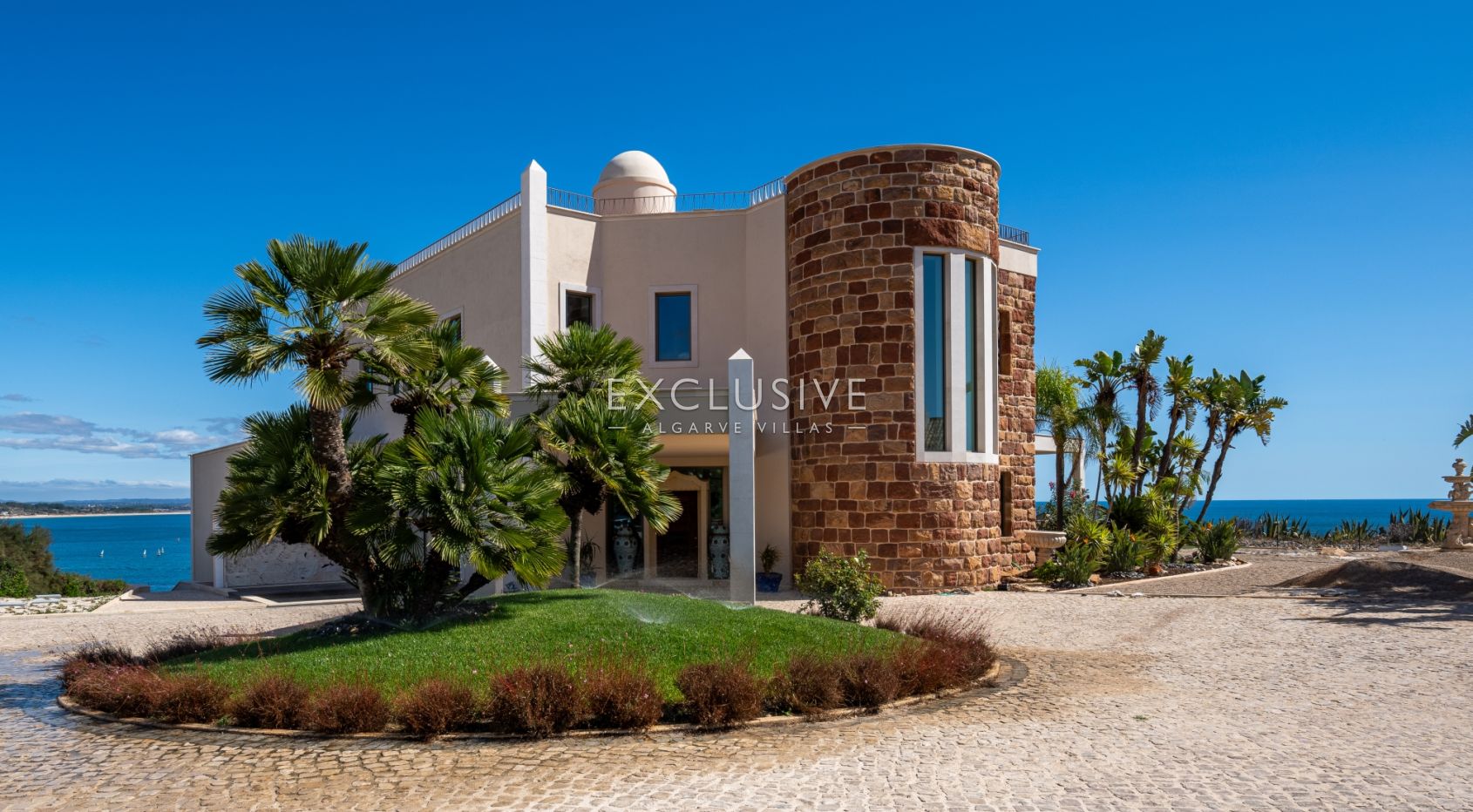 Ocean front 8 bed villa with private island in Lagos, Algarve, Portugal