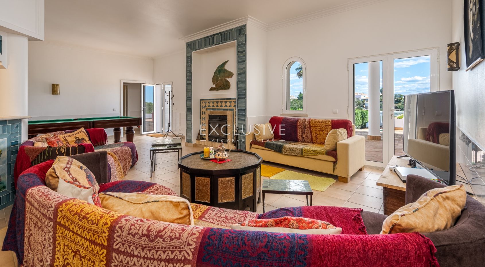 Luxury 5-Bedroom Villa in Lagoa – Perfect for Families, Boutique Hotel, or a Retreat