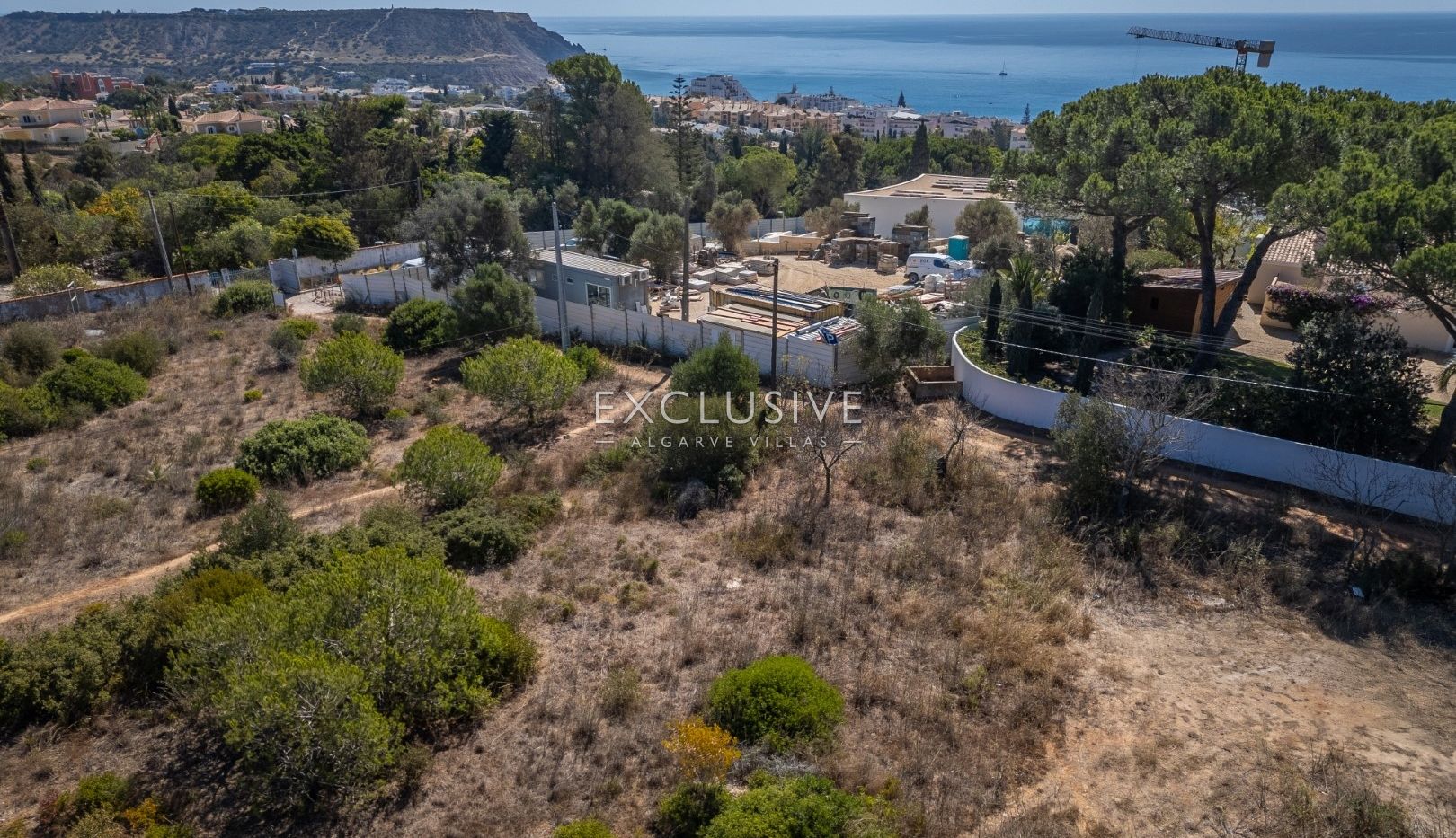 Building plots with sea views in Praia da Luz, Algarve
