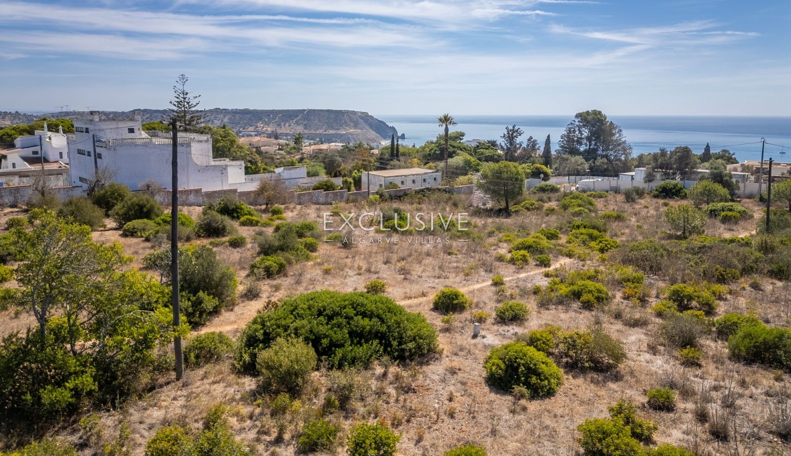 Building plots with sea views in Praia da Luz, Algarve
