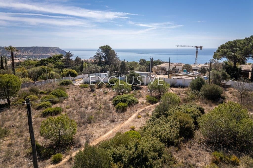 Building plots with sea views in Praia da Luz, Algarve