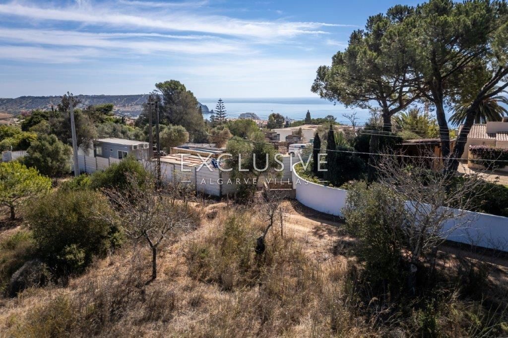Building plots with sea views in Praia da Luz, Algarve