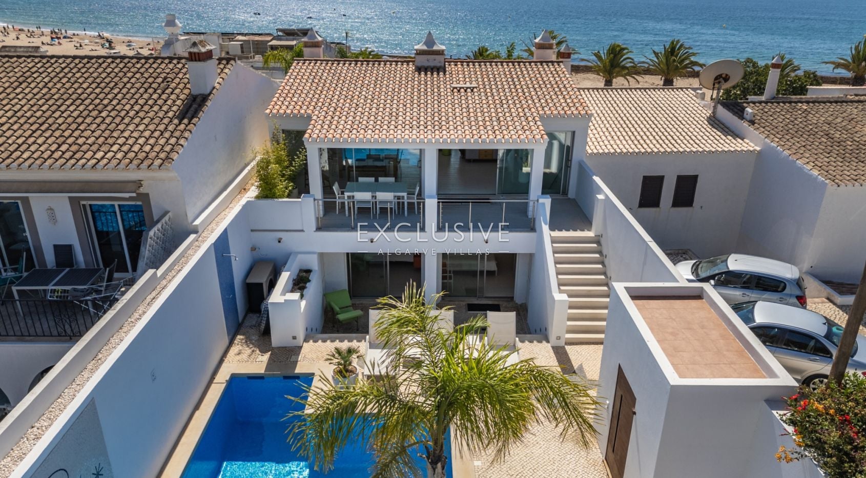 6 bedrooms property on beach front in Praia da Luz, Algarve